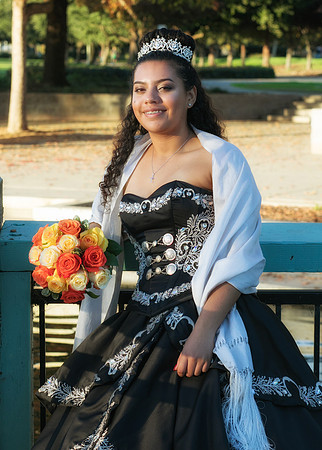 Gabriela-023