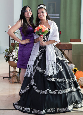 Gabriela-Groups-040