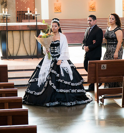 Gabriela-Mass-111