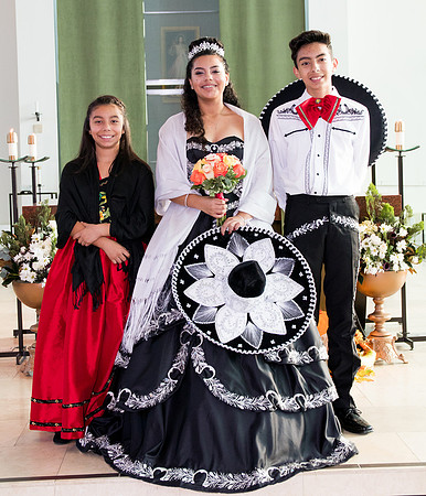 Gabriela-Groups-024